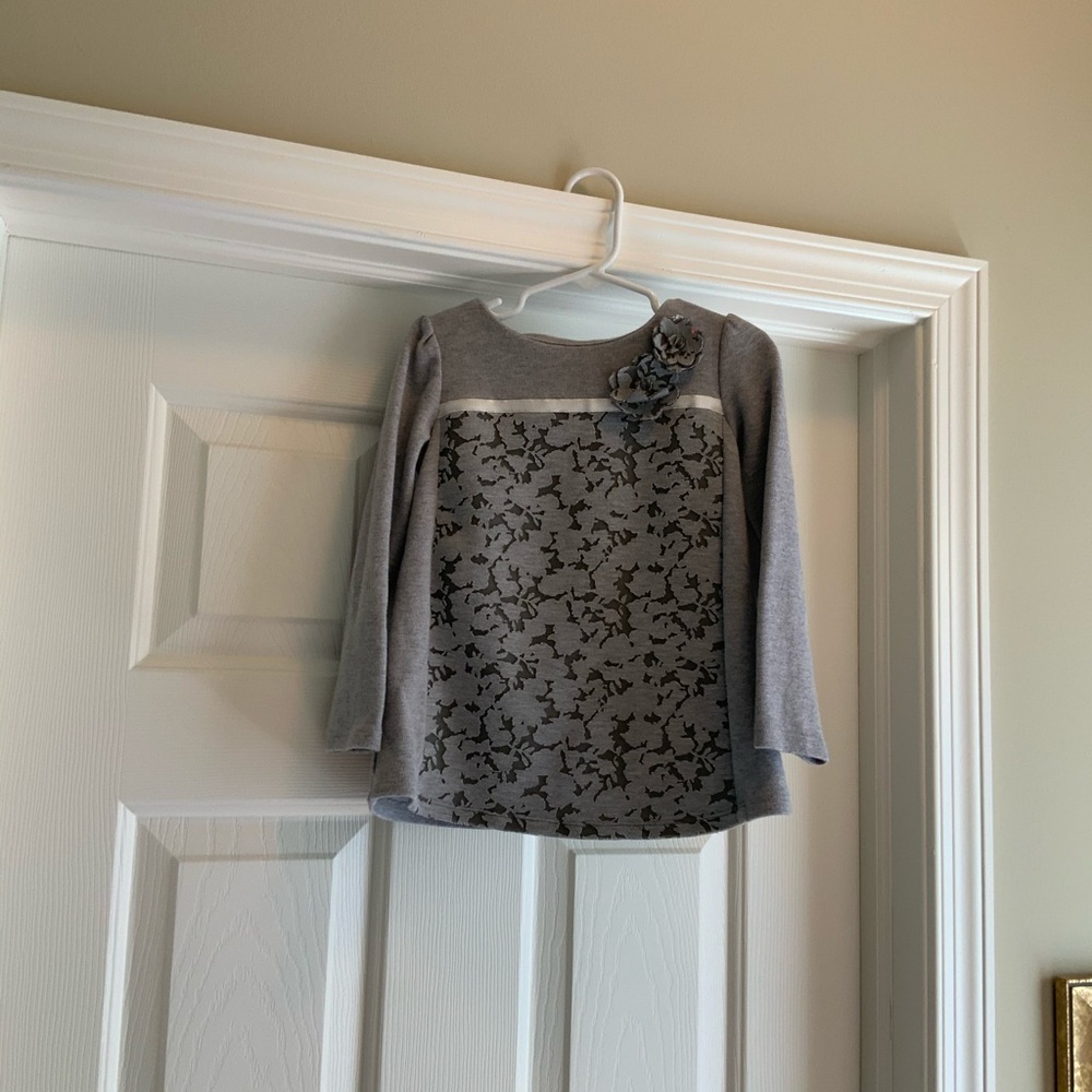Girls’ Tahari top
